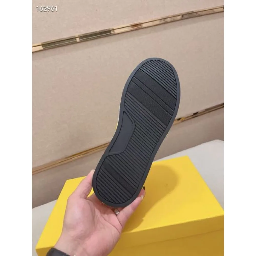 2024FW メンズ用 カジュアルシューズ FENDI フェンデイ 今季買い逃した人必見! 商品画像 9