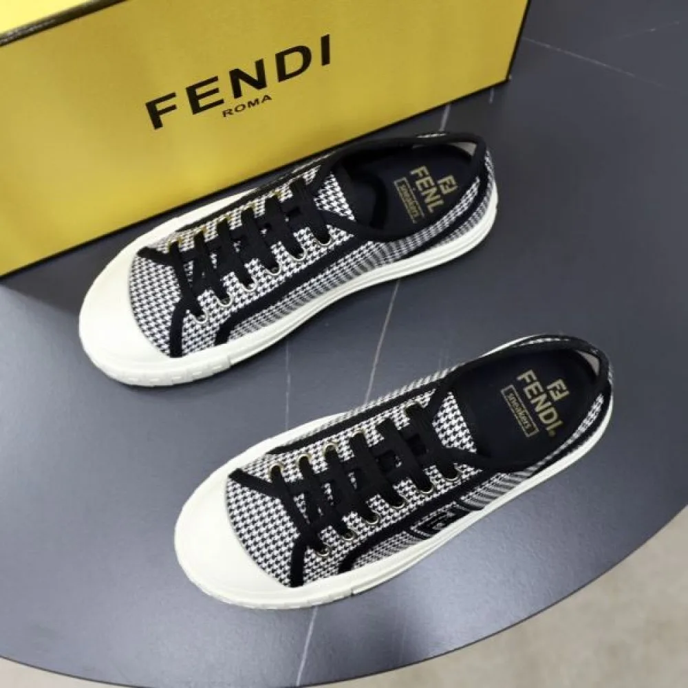 2024FW メンズ用 カジュアルシューズ FENDI フェンデイ シーン問わずに使える 商品画像 2
