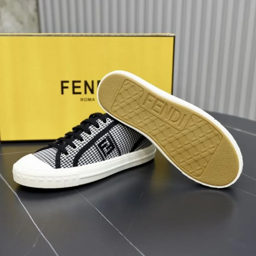 2024FW メンズ用 カジュアルシューズ FENDI フェンデイ シーン問わずに使える 商品画像 9