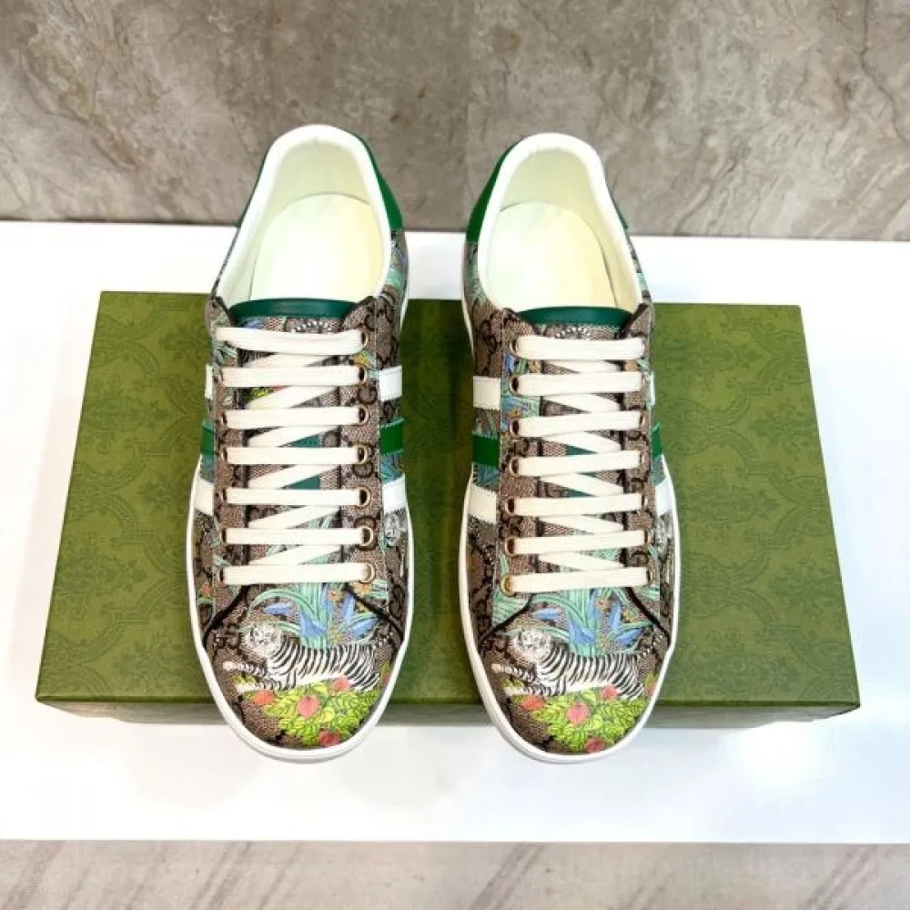 GUCCI グッチ きれいめな印象で着こなし 2026 メンズ用 カジュアルシューズ 商品画像 6