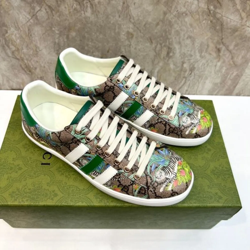 GUCCI グッチ きれいめな印象で着こなし 2026 メンズ用 カジュアルシューズ 商品画像 7