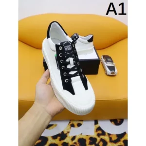 GUCCI グッチ トレンドのコーディネート 2026 メンズ用 カジュアルシューズ 商品画像 1