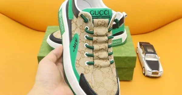 GUCCI グッチ VIPセールでまさかの破格 2026 メンズ用 カジュアルシューズ 商品画像 10
