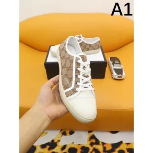 GUCCI グッチ 雑誌にも人気掲載アイテム 2026 メンズ用 カジュアルシューズ 商品画像 1