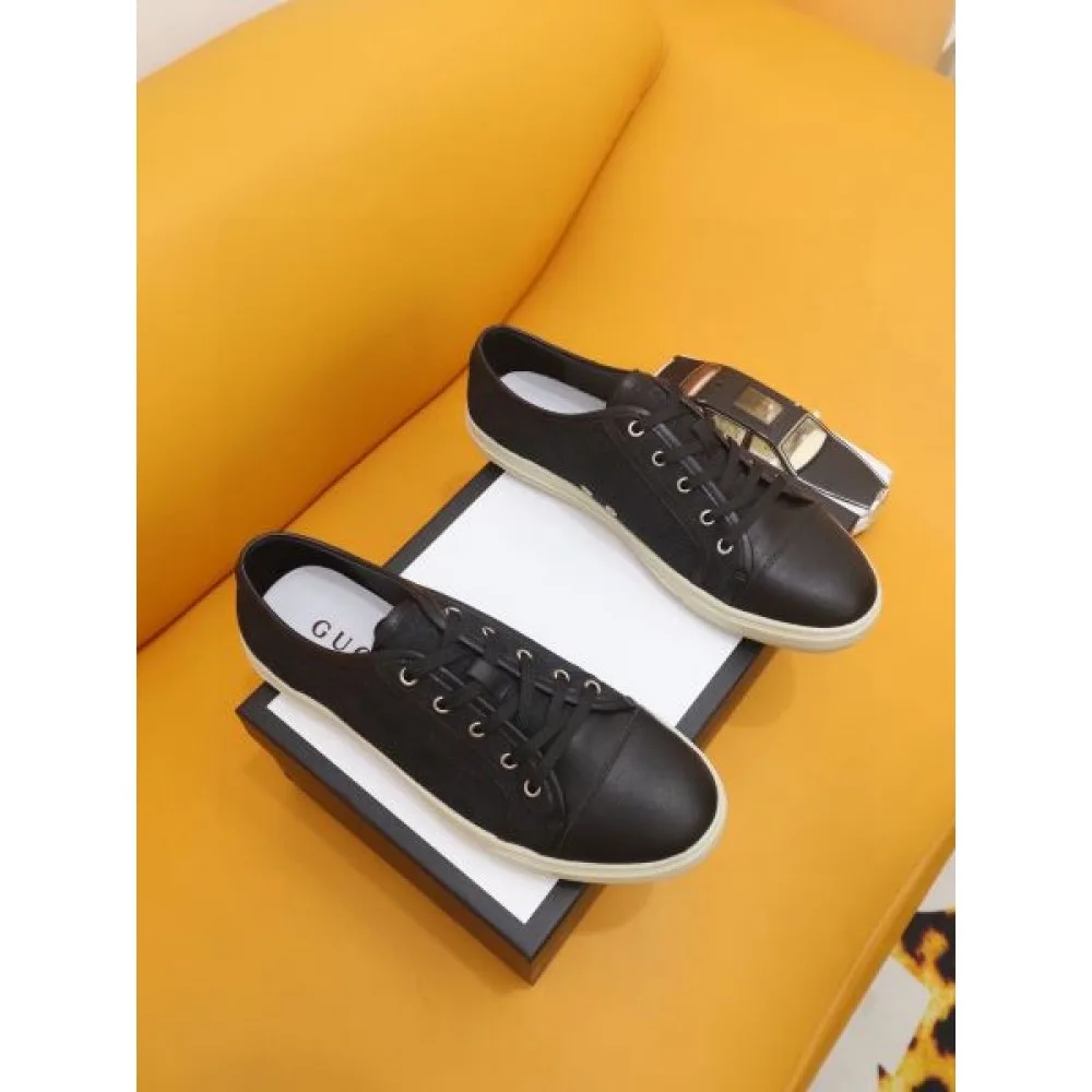 GUCCI グッチ 雑誌にも人気掲載アイテム 2026 メンズ用 カジュアルシューズ 商品画像 4