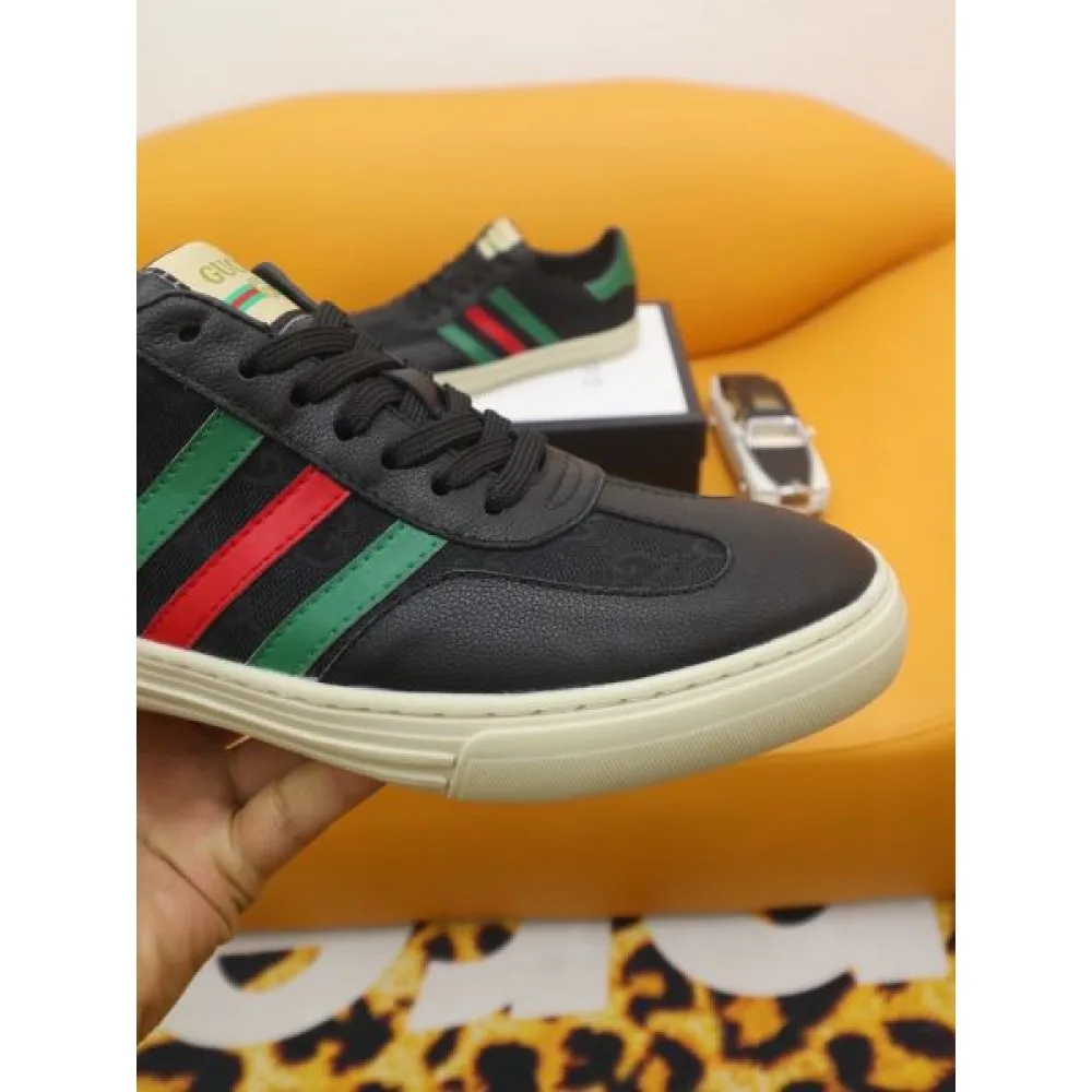 GUCCI グッチ 今季はトップスにおすすめ 2026 メンズ用 カジュアルシューズ 商品画像 6