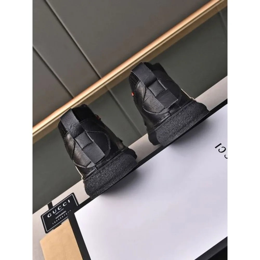GUCCI グッチ 上品なカジュアルコーデに 2026 メンズ用 カジュアルシューズ 商品画像 8