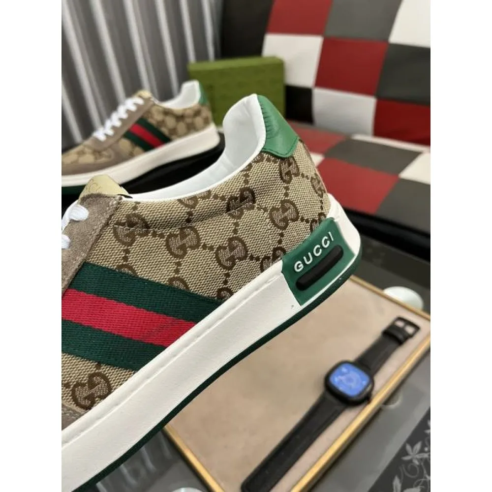 GUCCI グッチ 今季買い逃した人必見! 2026 メンズ用 カジュアルシューズ 商品画像 7
