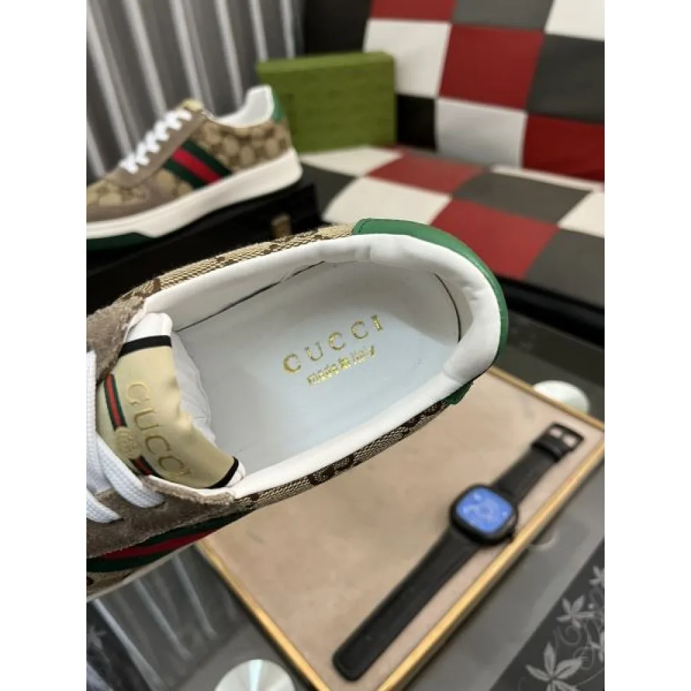 GUCCI グッチ 今季買い逃した人必見! 2026 メンズ用 カジュアルシューズ 商品画像 8