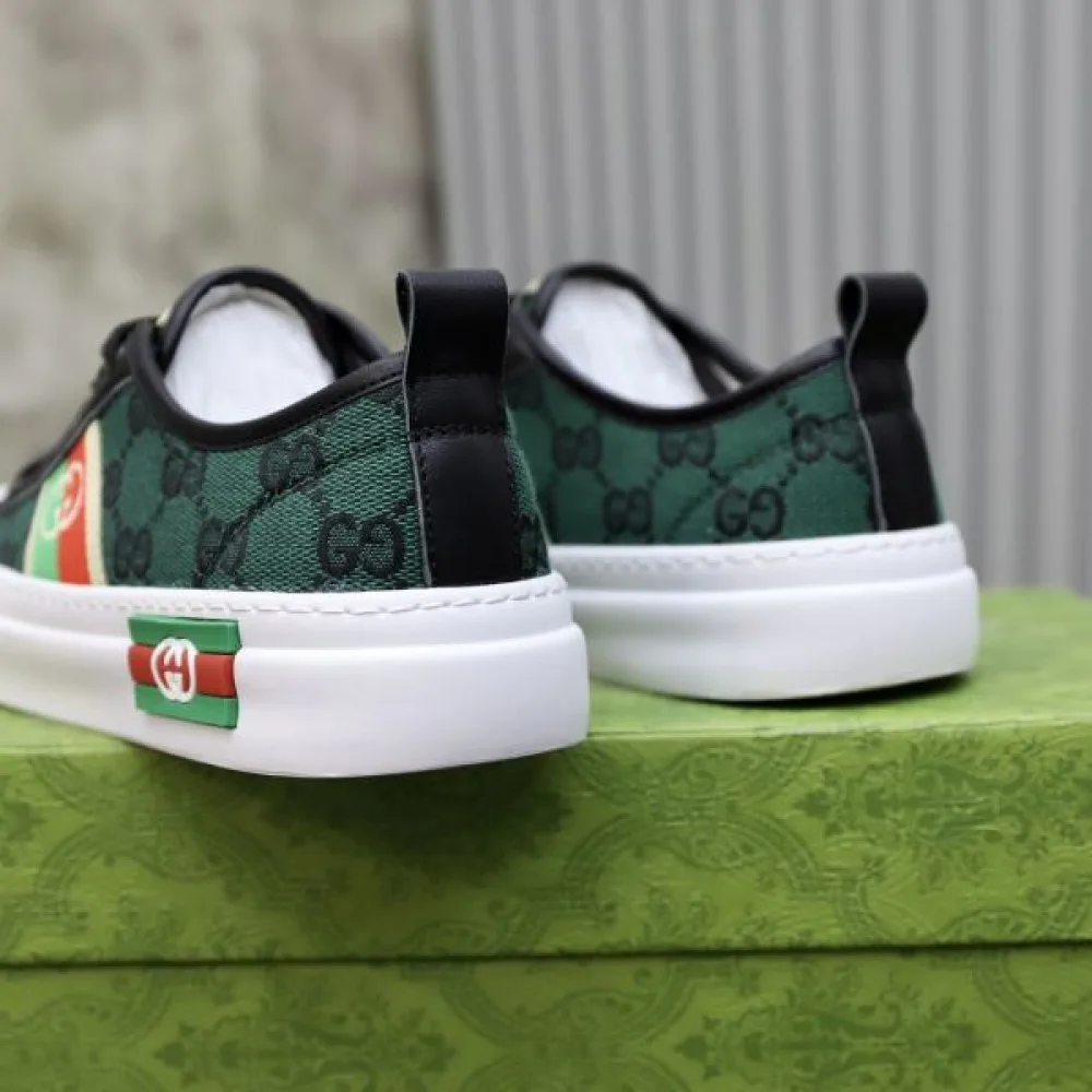 GUCCI グッチ 人気爆だんな売れ筋! 2026 メンズ用 カジュアルシューズ 商品画像 8