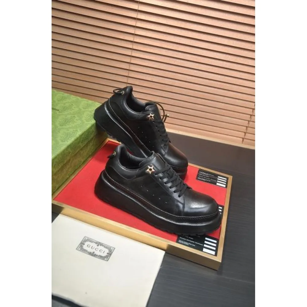 GUCCI グッチ 少量入荷☆限定モデル 2026 メンズ用 カジュアルシューズ 商品画像 6