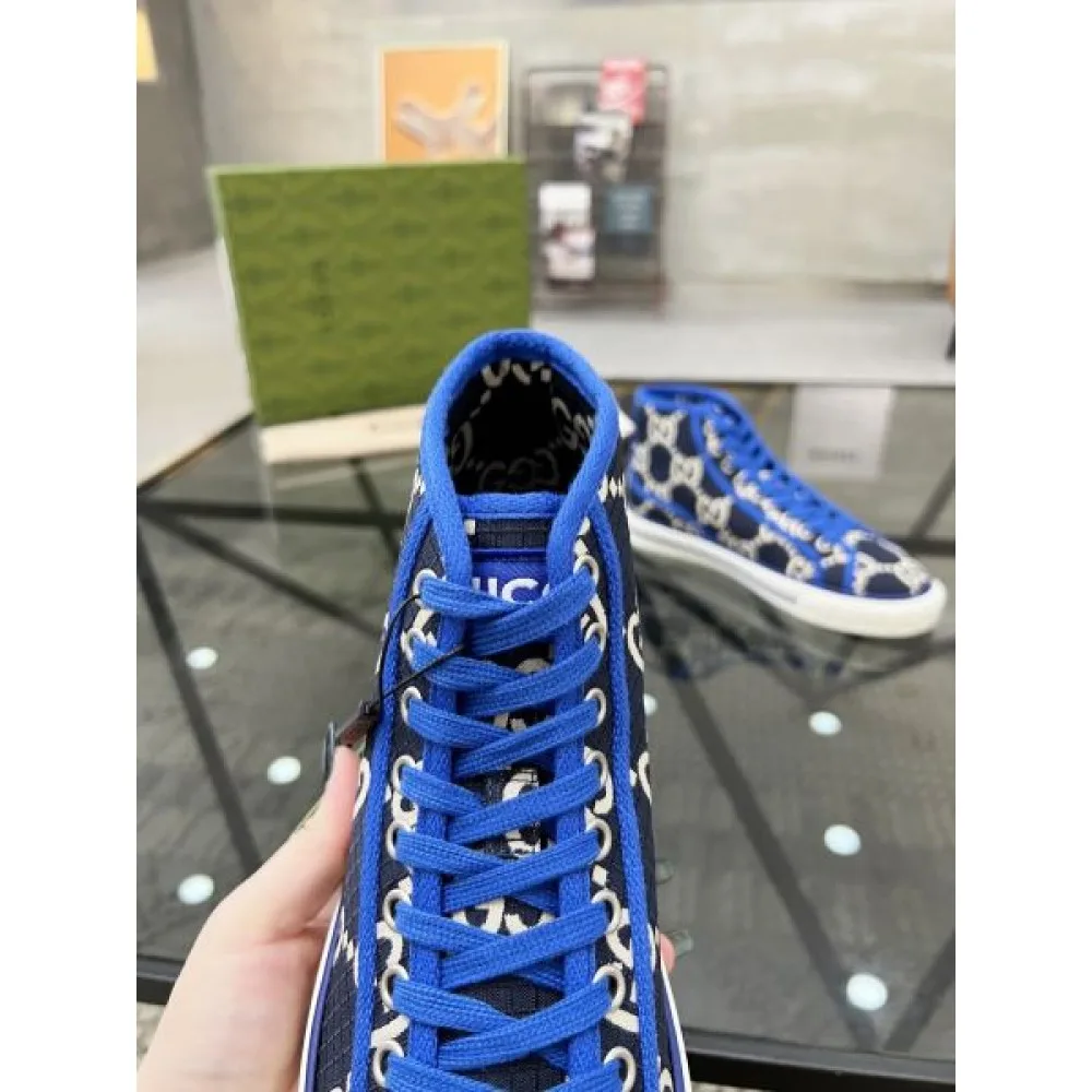 GUCCI グッチ カッコ良くキあります 2026 メンズ用 カジュアルシューズ 商品画像 7