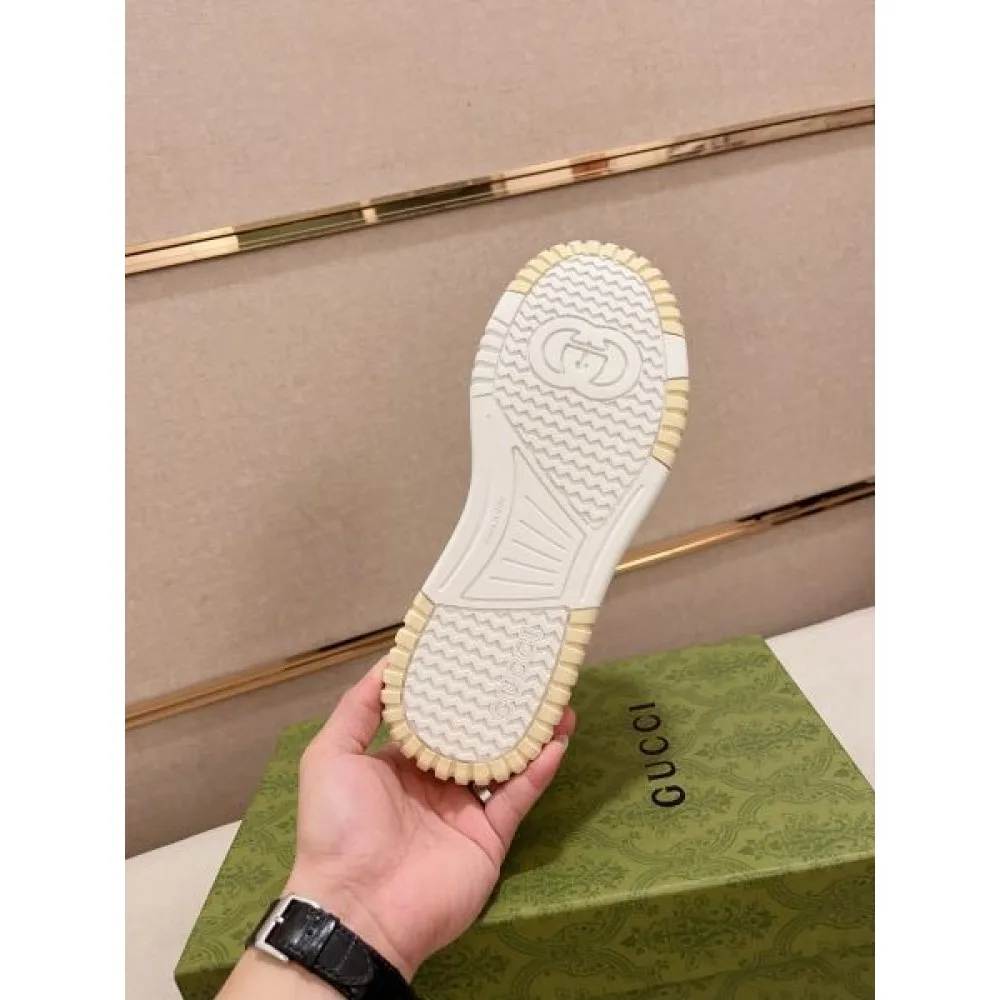 GUCCI グッチ 安定感のある夏新作 2026 メンズ用 カジュアルシューズ 商品画像 9