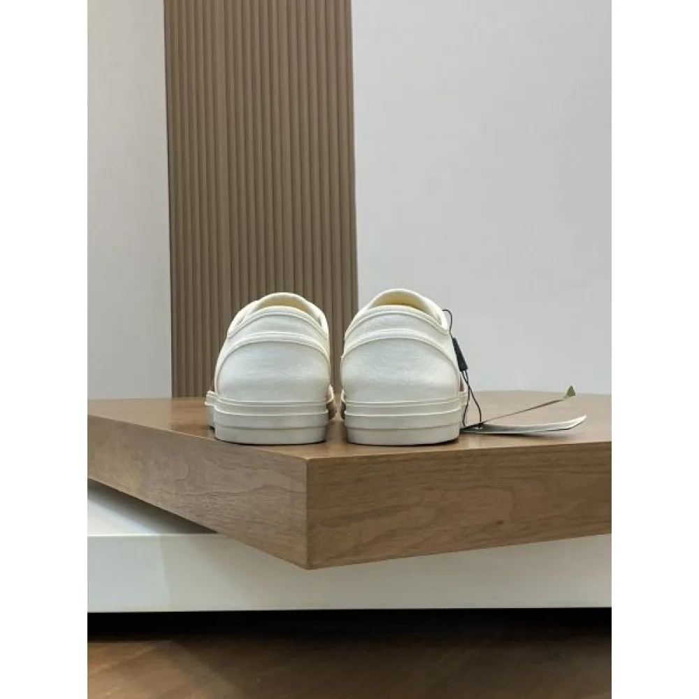 GUCCI グッチ 春夏も引き続き注目 2026 メンズ用 カジュアルシューズ 商品画像 8