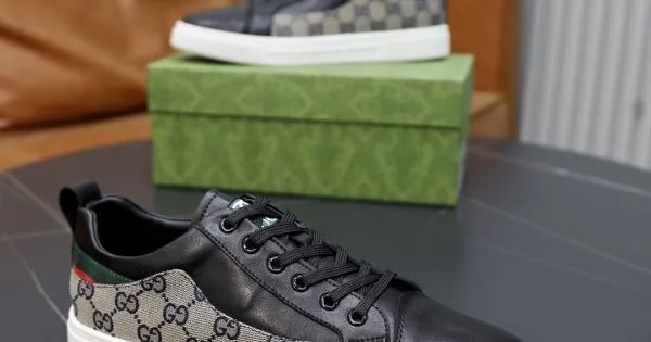 GUCCI グッチ 芸能人愛用ブランド 2026 メンズ用 カジュアルシューズ 商品画像 11