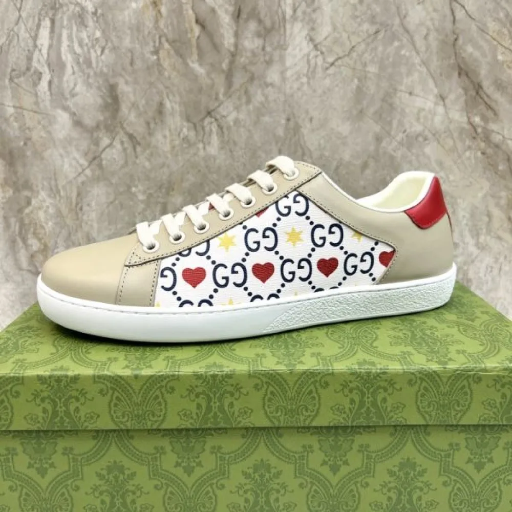 GUCCI グッチ 春夏最新作完売必至 2026 メンズ用 カジュアルシューズ 商品画像 2