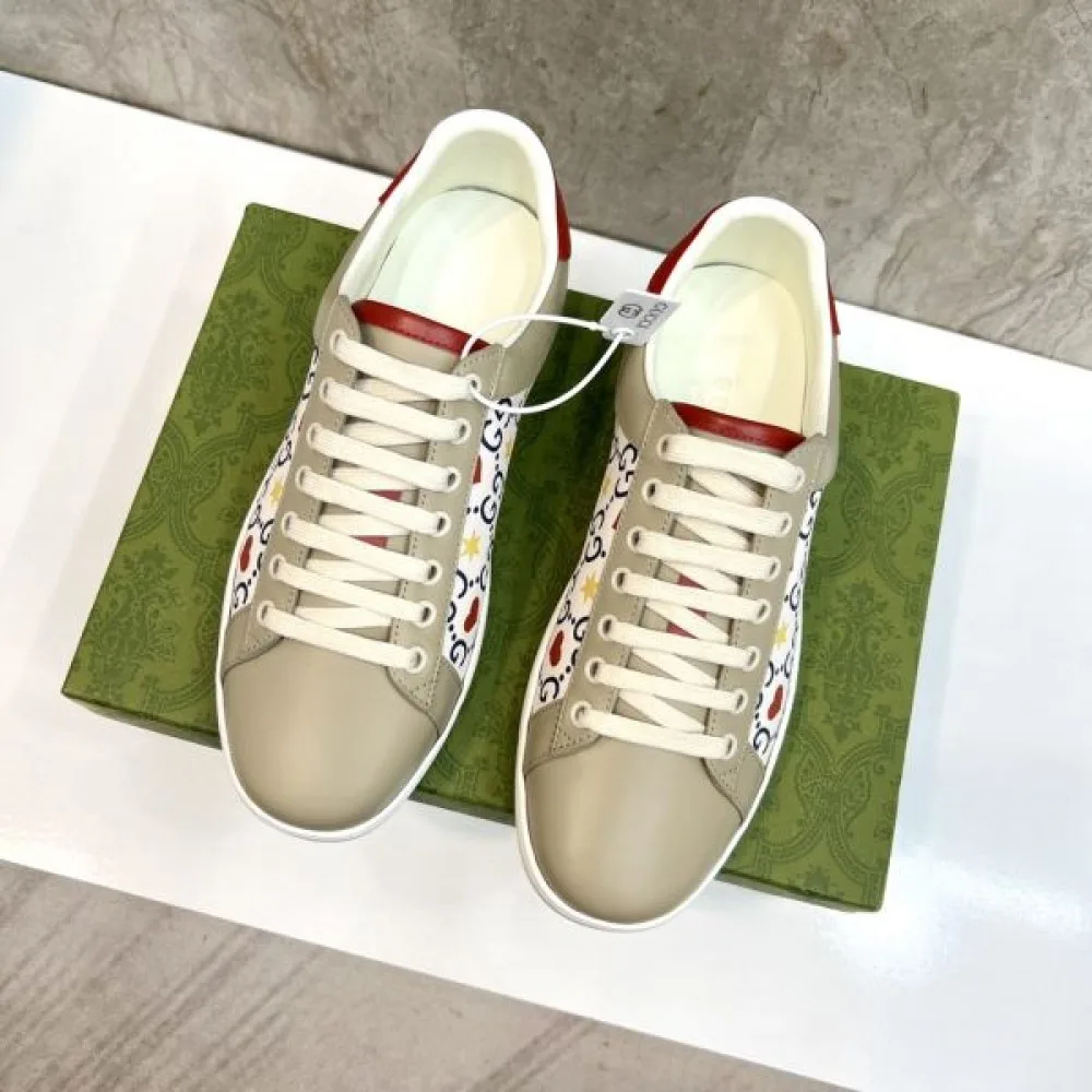 GUCCI グッチ 春夏最新作完売必至 2026 メンズ用 カジュアルシューズ 商品画像 3