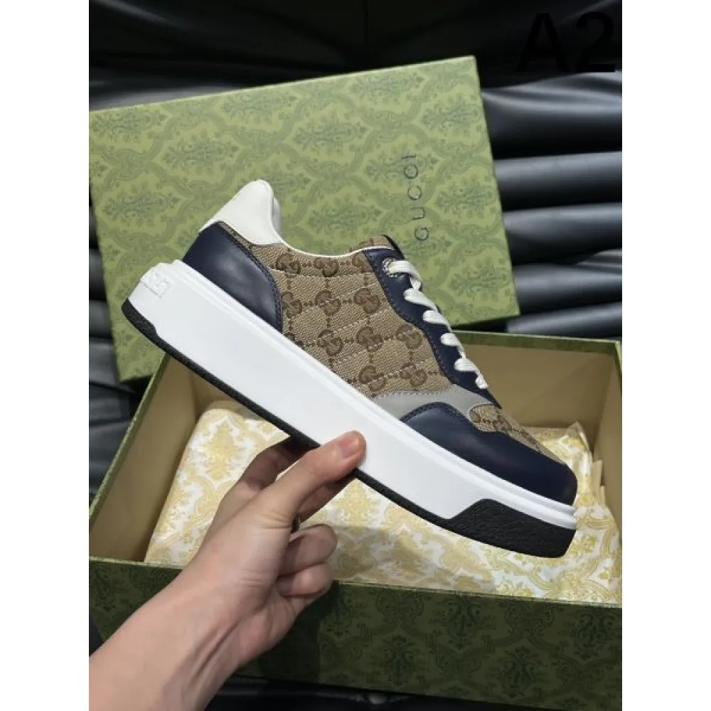 GUCCI グッチ 大切な方へのギフト 2026 メンズ用 カジュアルシューズ 商品画像 2