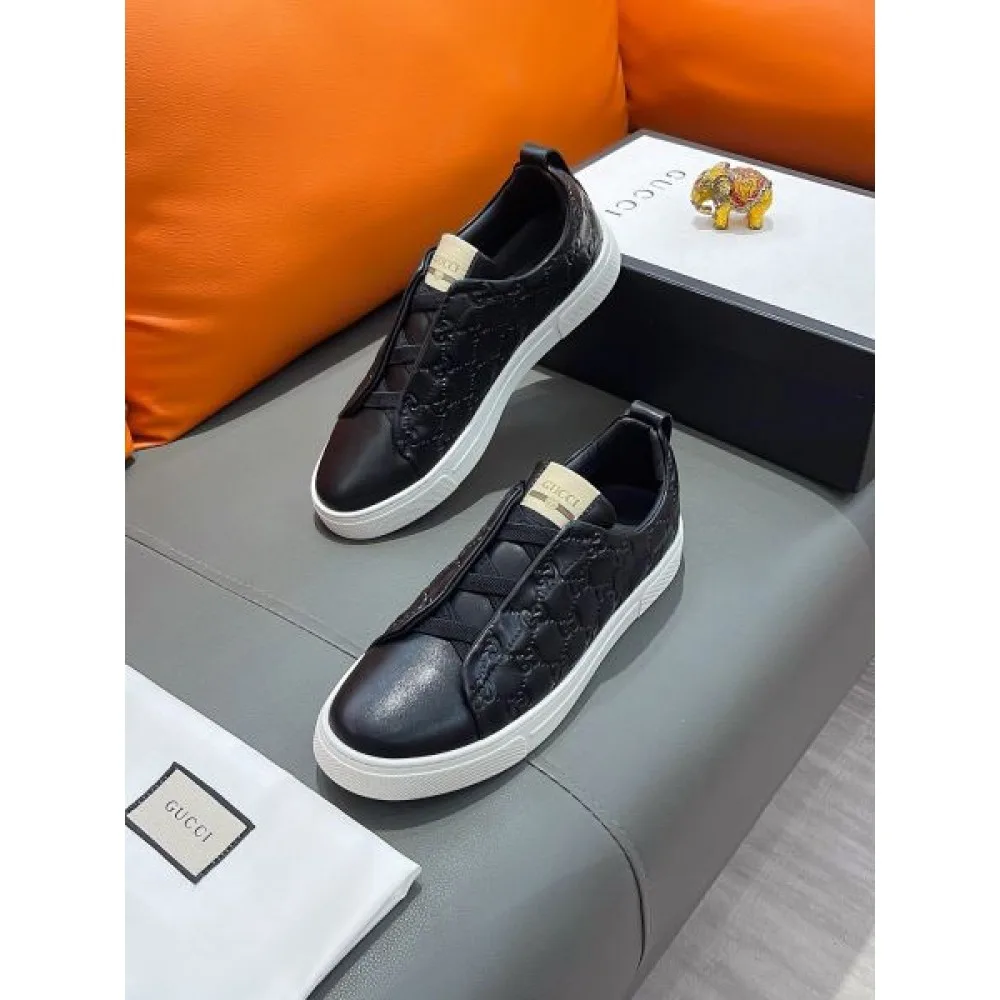 GUCCI グッチ 今夏最新人気セール 2026 メンズ用 カジュアルシューズ 商品画像 4