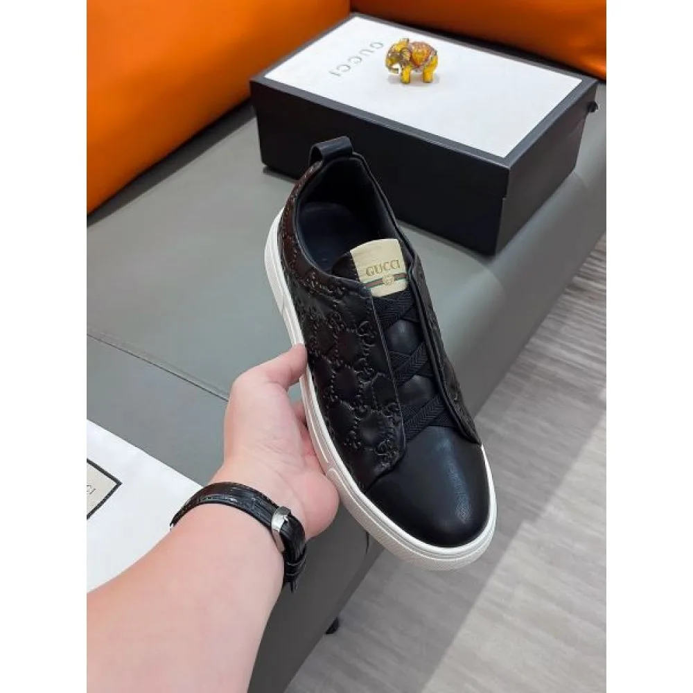 GUCCI グッチ 今夏最新人気セール 2026 メンズ用 カジュアルシューズ 商品画像 5