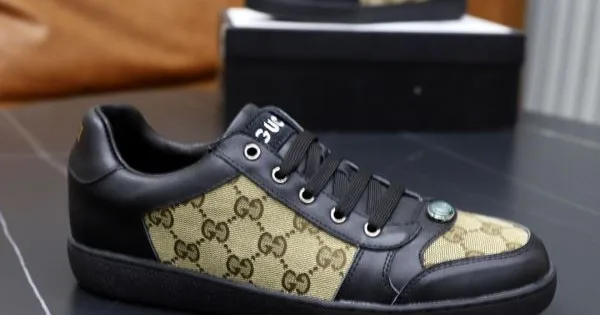 GUCCI グッチ 新作いきなり値下げ! 2026 メンズ用 カジュアルシューズ 商品画像 11