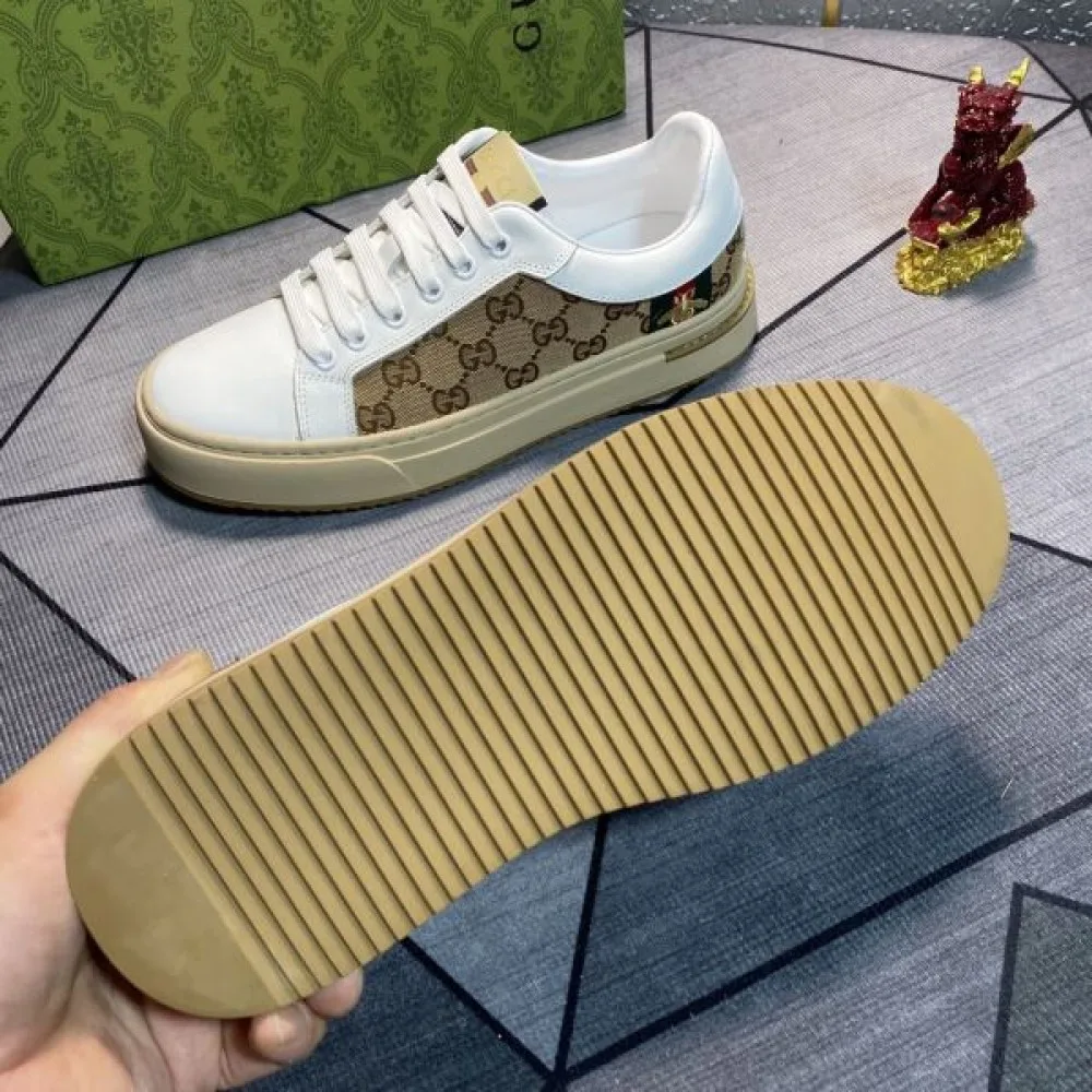2024FW メンズ用 カジュアルシューズ GUCCI グッチ 大人っぽく見せてくれ 商品画像 9