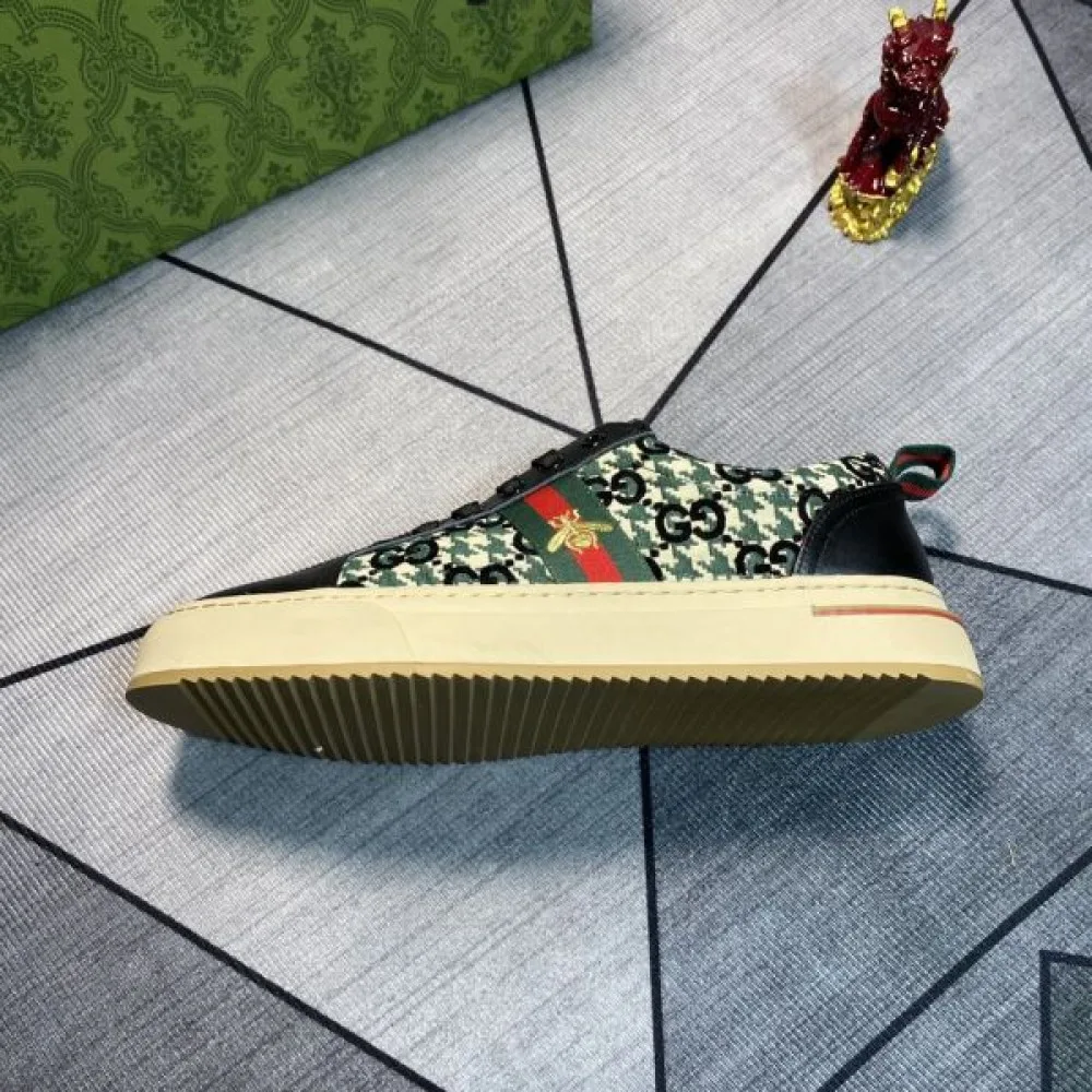 2024FW メンズ用 カジュアルシューズ GUCCI グッチ とても取り入れやすい 商品画像 7