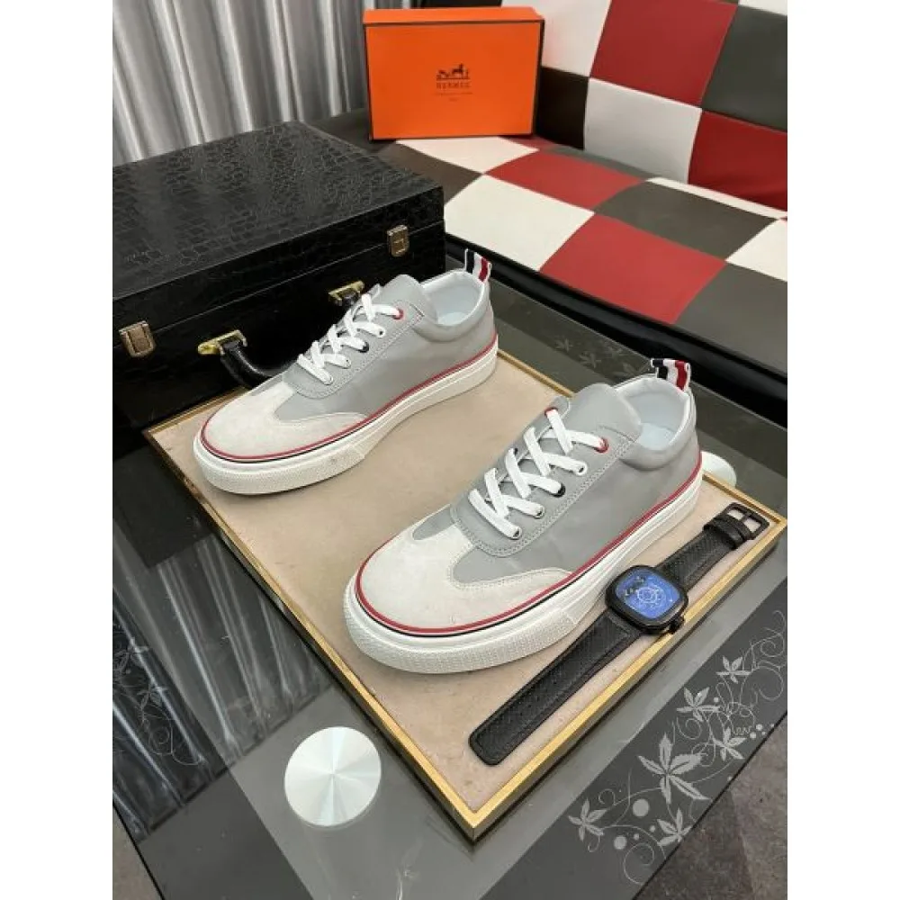 HERMES エルメス ファッションの流行り 2026 メンズ用 カジュアルシューズ 商品画像 4