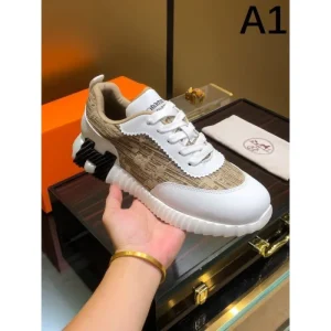 HERMES エルメス 最短1週間 日本未発売 2026 メンズ用 カジュアルシューズ 商品画像 1