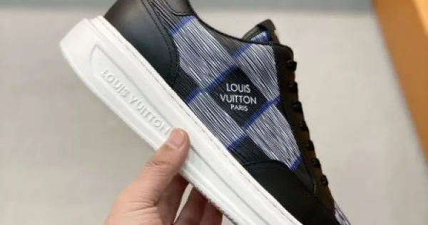 LOUIS VUITTON ルイヴィトン 注目のポイント 2026 メンズ用 カジュアルシューズ 商品画像 11