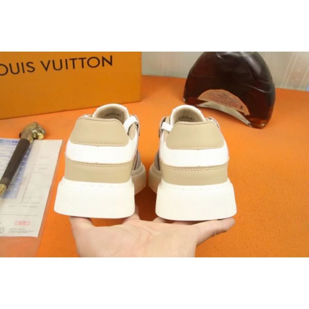 LOUIS VUITTON ルイヴィトン 自分へのご褒美 2026 メンズ用 カジュアルシューズ 商品画像 9