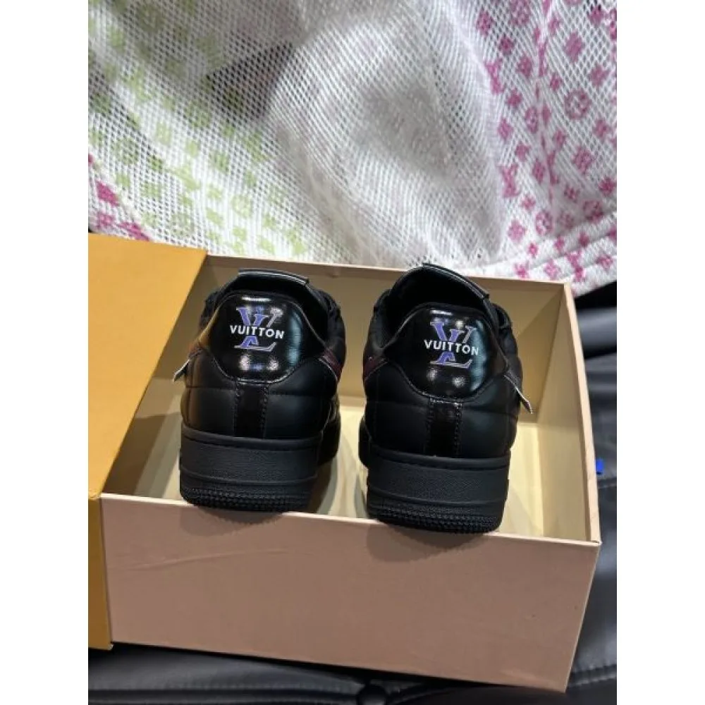 LOUIS VUITTON ルイヴィトン 品の良い 2026 メンズ用 カジュアルシューズ 商品画像 7