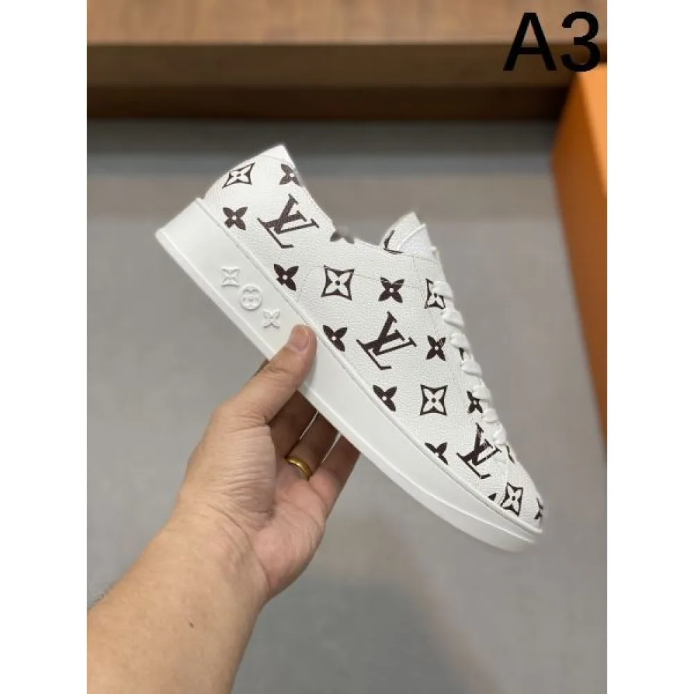 LOUIS VUITTON ルイヴィトン 注目No.1 2026 メンズ用 カジュアルシューズ 商品画像 3