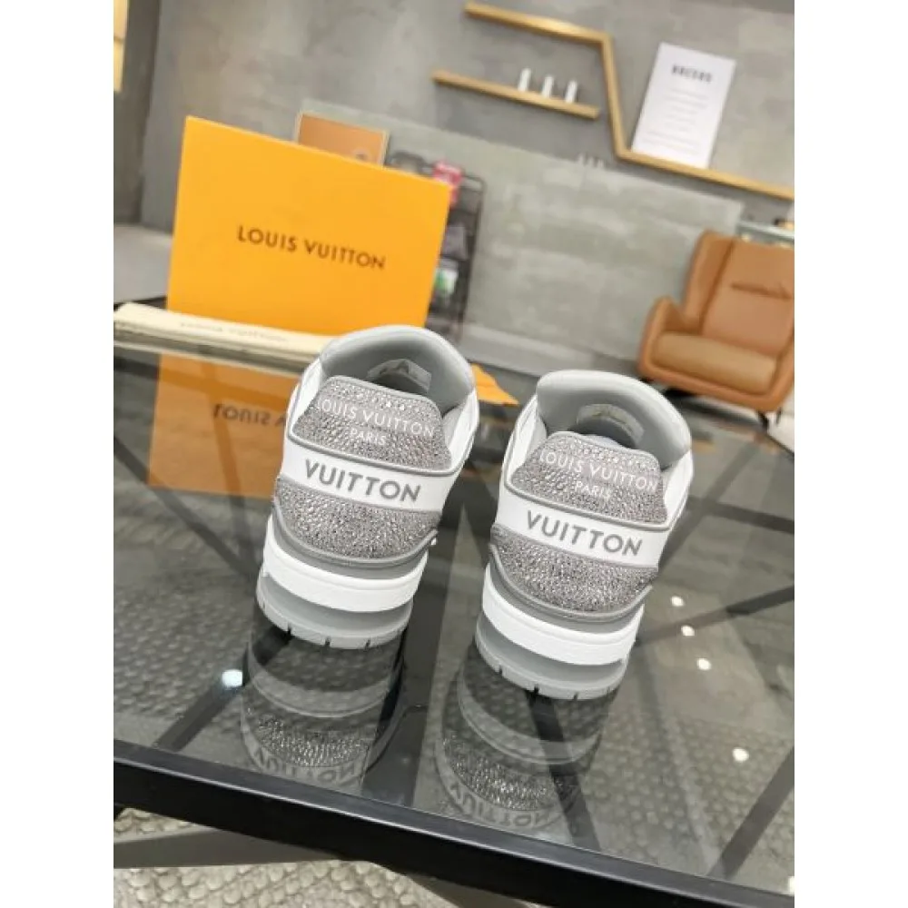 LOUIS VUITTON ルイヴィトン 最前線新作 2026 メンズ用 カジュアルシューズ 商品画像 8