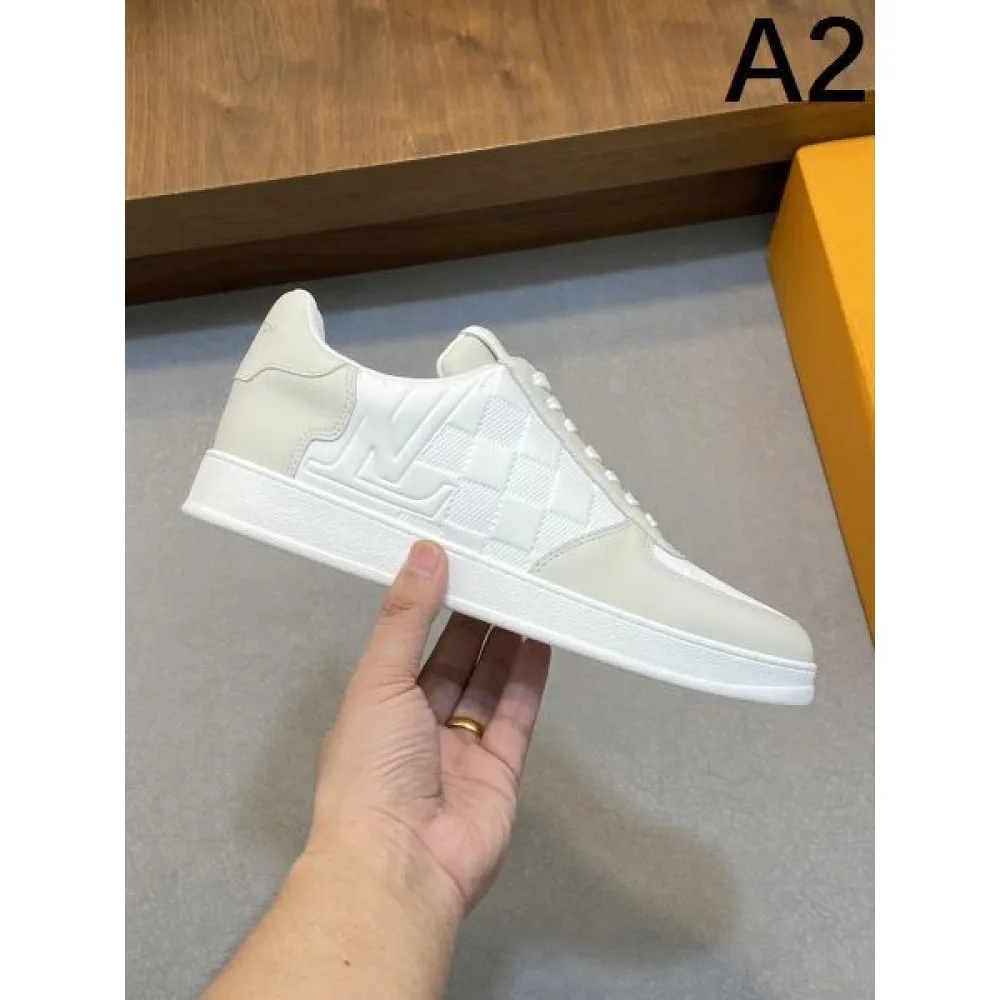 LOUIS VUITTON ルイヴィトン 最新作入荷 2026 メンズ用 カジュアルシューズ 商品画像 2