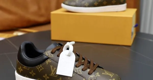 LOUIS VUITTON ルイヴィトン 激レア商品 2026 メンズ用 カジュアルシューズ 商品画像 11