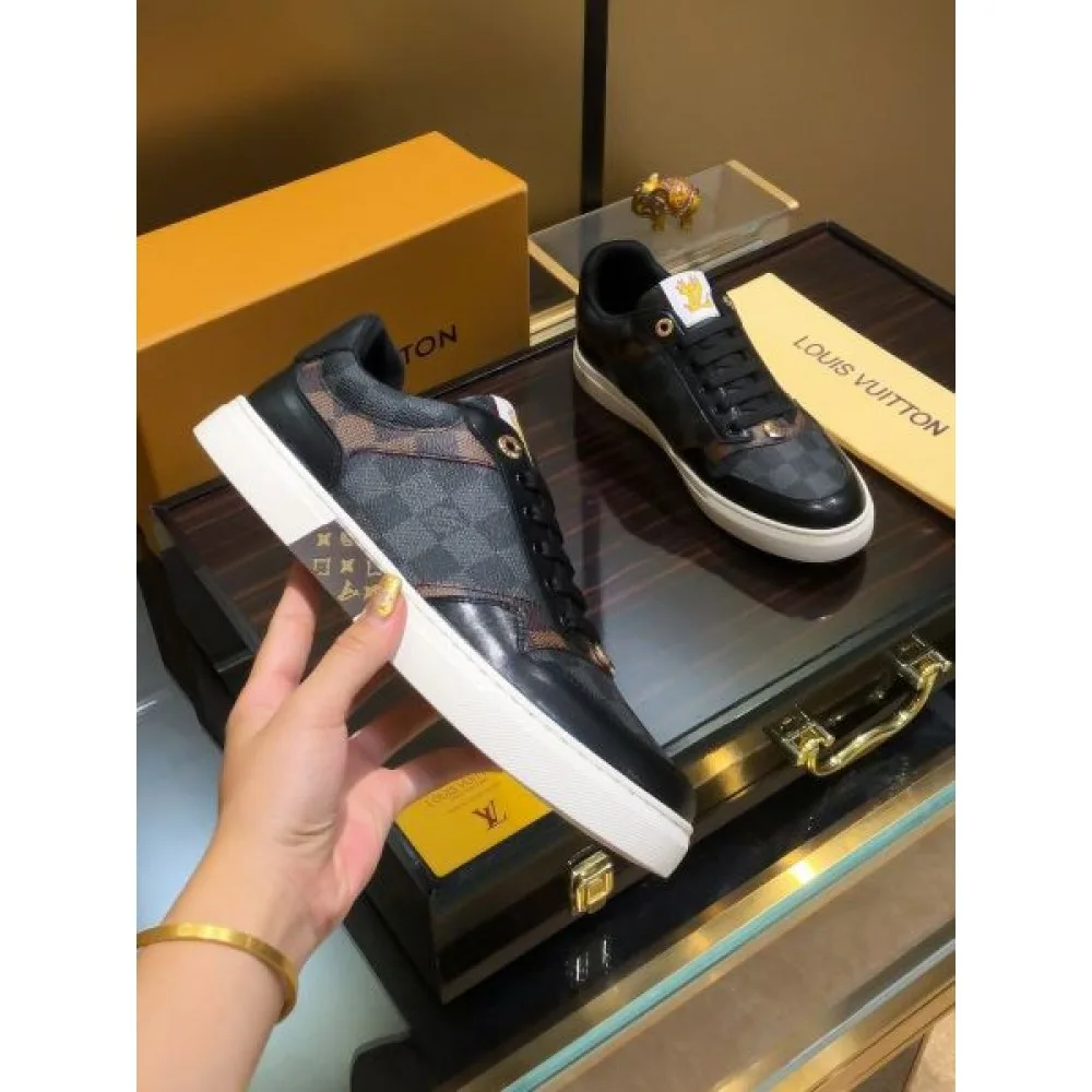 LOUIS VUITTON ルイヴィトン 夏オススメ新作 2026 メンズ用 カジュアルシューズ 商品画像 6