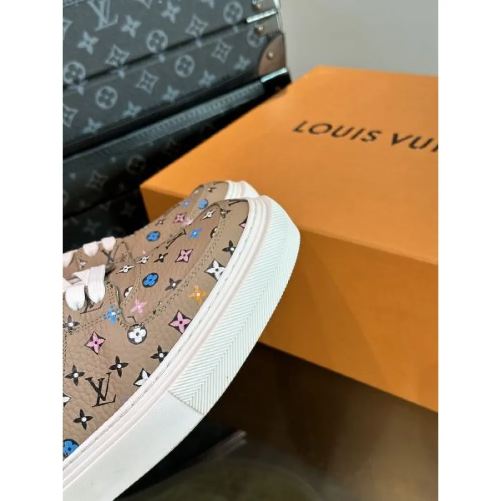 LOUIS VUITTON ルイヴィトン 今年の夏季本命 2026 メンズ用 カジュアルシューズ 商品画像 6