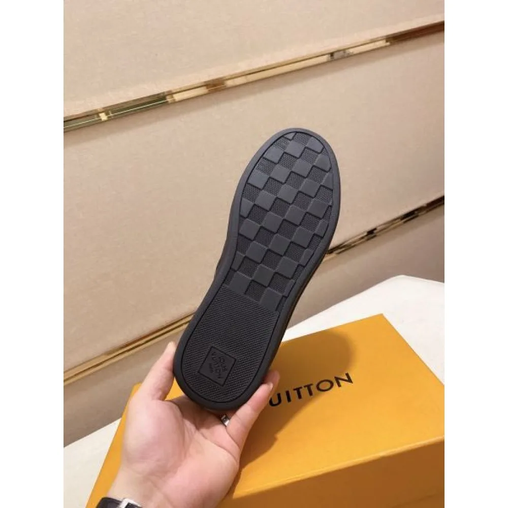 2024FW メンズ用 カジュアルシューズ LOUIS VUITTON ルイヴィトン ご好評につき 商品画像 10