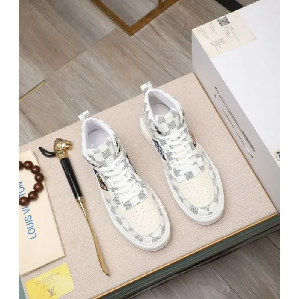 2024FW メンズ用 カジュアルシューズ LOUIS VUITTON ルイヴィトン ロゴが美しい 商品画像 4
