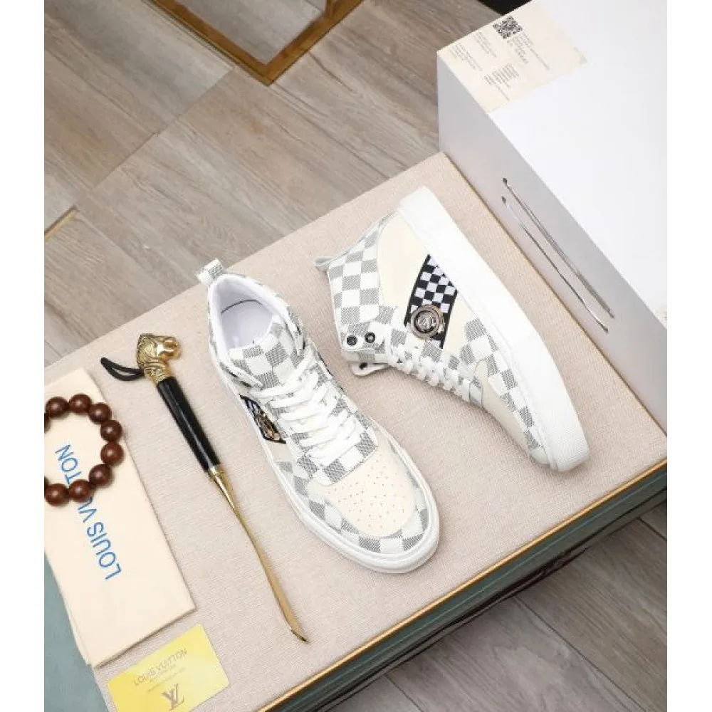 2024FW メンズ用 カジュアルシューズ LOUIS VUITTON ルイヴィトン ロゴが美しい 商品画像 5