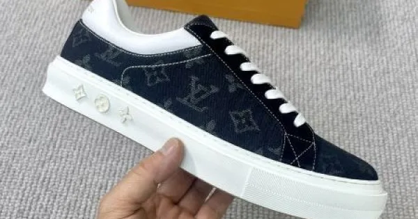 2024FW メンズ用 カジュアルシューズ LOUIS VUITTON ルイヴィトン 支持が急上昇 商品画像 11