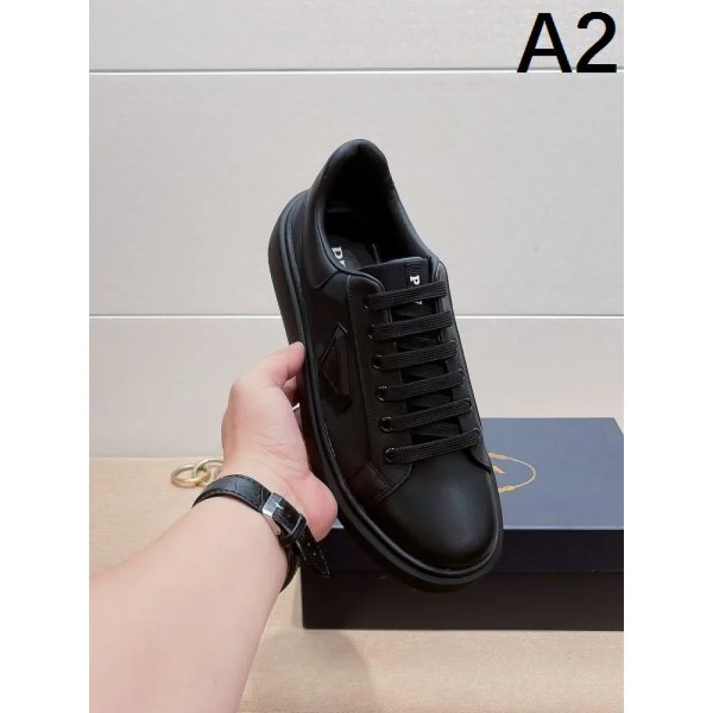 PRADA プラダ 大流行新ブランドアイテム 2026 メンズ用 カジュアルシューズ 商品画像 2