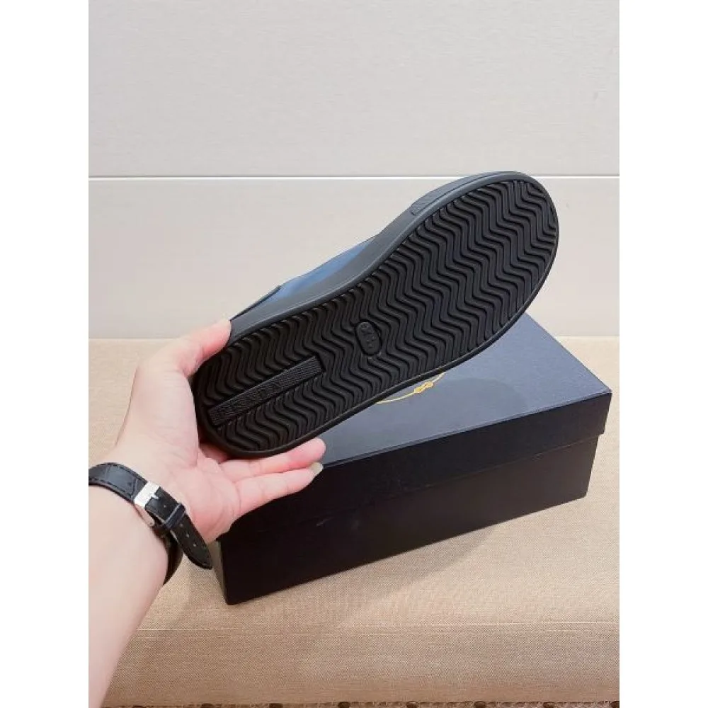 PRADA プラダ 大流行新ブランドアイテム 2026 メンズ用 カジュアルシューズ 商品画像 9