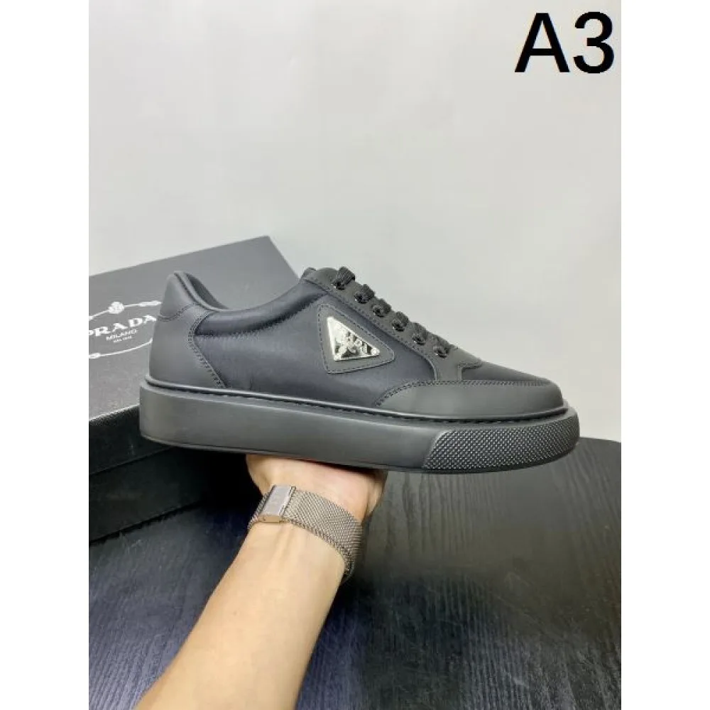 PRADA プラダ 今年の最旬トレンドになる 2026 メンズ用 カジュアルシューズ 商品画像 3