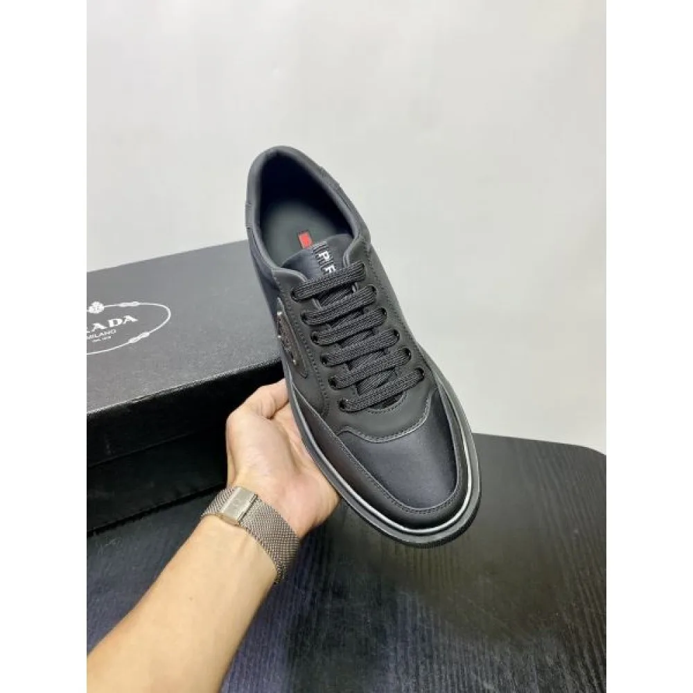 PRADA プラダ 今年の最旬トレンドになる 2026 メンズ用 カジュアルシューズ 商品画像 5