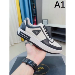 PRADA プラダ 最新シーズンがやってきた 2026 メンズ用 カジュアルシューズ 商品画像 1