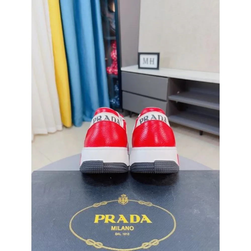 PRADA プラダ 最新シーズンがやってきた 2026 メンズ用 カジュアルシューズ 商品画像 9