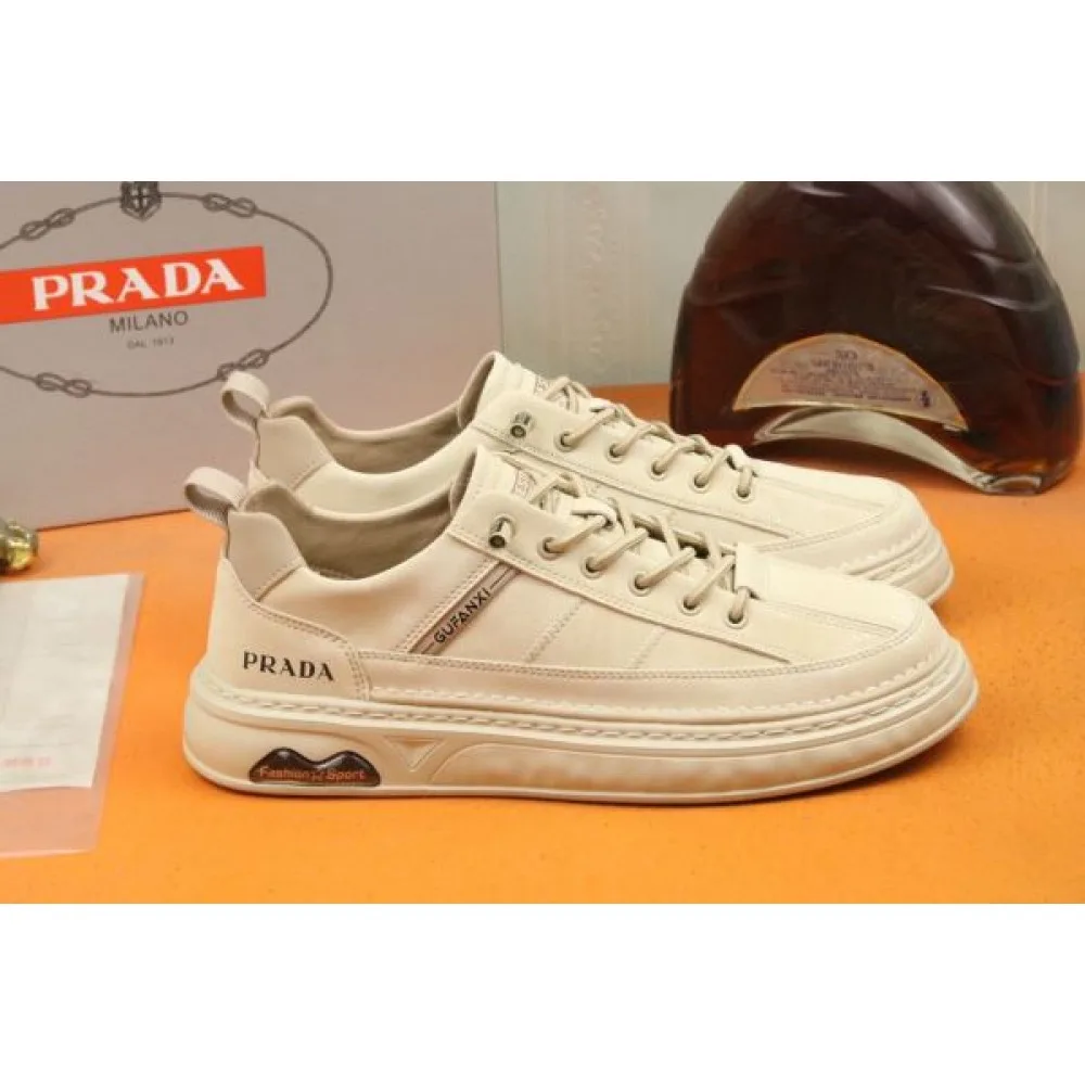 PRADA プラダ 雑誌掲載も多数注目の新作 2026 メンズ用 カジュアルシューズ 商品画像 3
