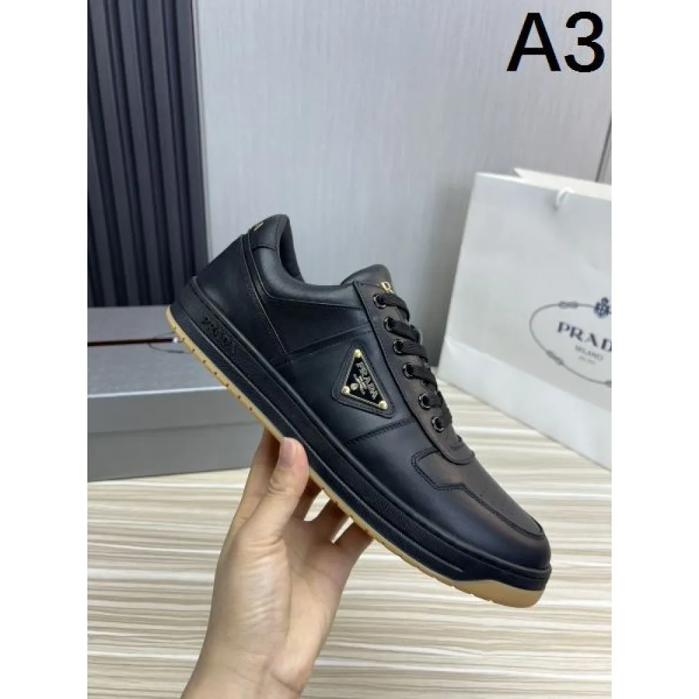PRADA プラダ 新作セール価格でゲット 2026 メンズ用 カジュアルシューズ 商品画像 3